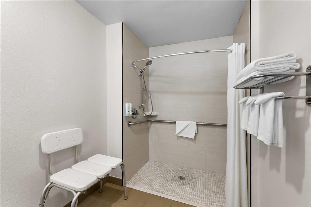 Quality Inn Marshall Room photo