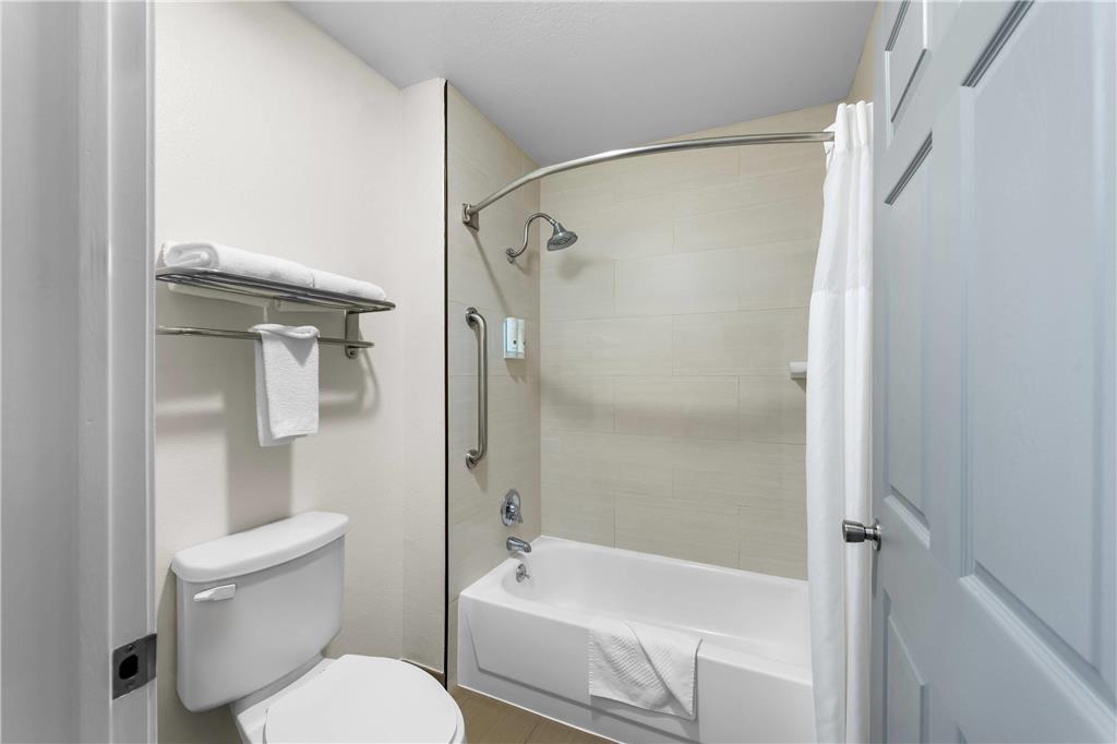 Quality Inn Marshall Room photo